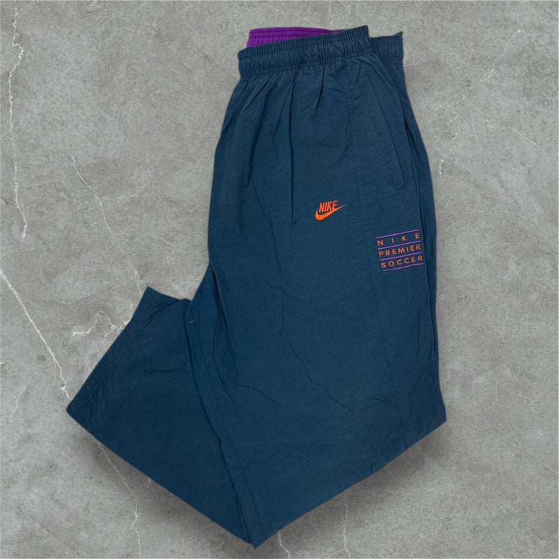 BOX 25KG MAN'S/WOMAN'S - MIX  BRANDED PREMIUM SPORTWEAR 80s/90s